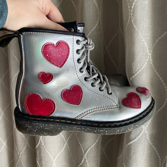 JUNIOR 1460 GLITTER STAR PATENT LACE UP BOOTS - Picture 3 of 6